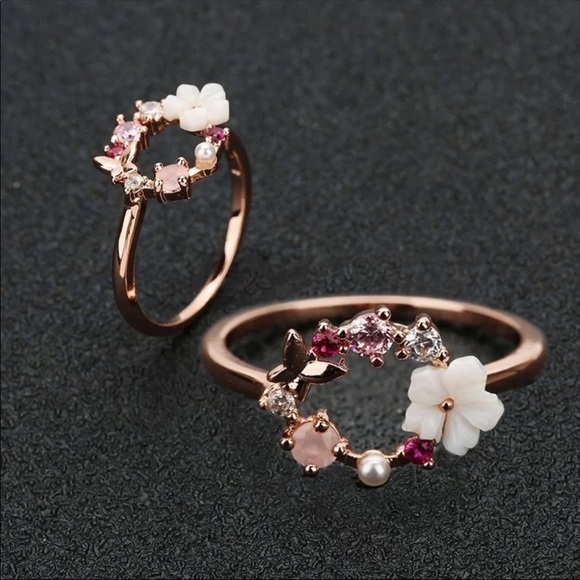 NewRose Gold Zircon Pearl Exquisite Butterfly Ring - Picture 2 of 4